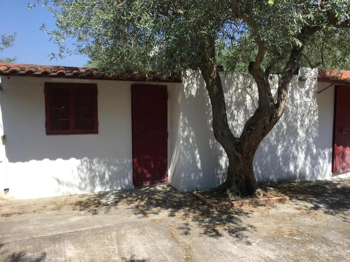 Gole Alcantara Mini Campeggio Privato Motta Camastra Campsite