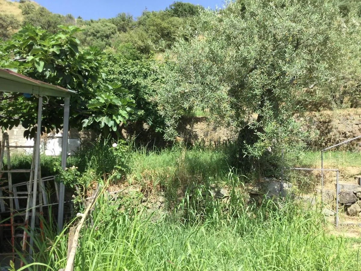 Gole Alcantara Mini Campeggio Privato Motta Camastra