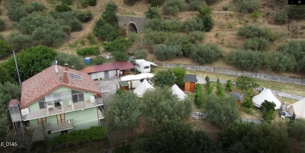 Campsite Gole Alcantara Mini Campeggio Privato Motta Camastra