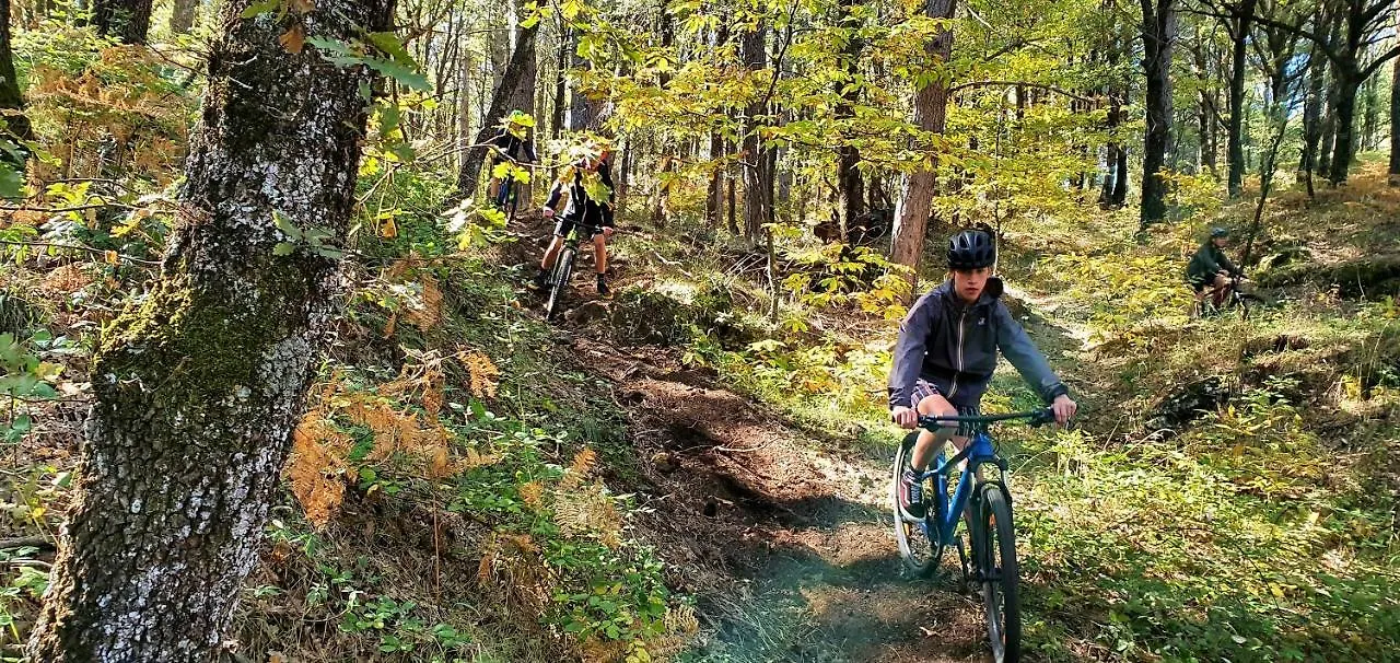 Campsite Gole Alcantara Mini Campeggio Privato Motta Camastra