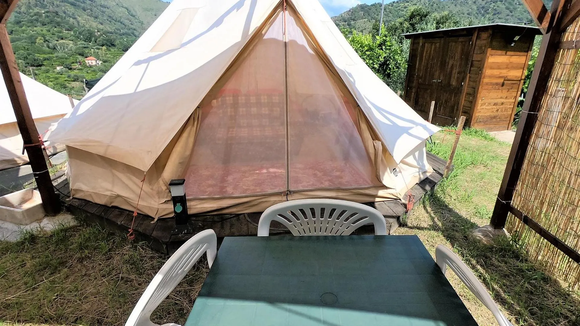 Gole Alcantara mini Campeggio privato Motta Camastra