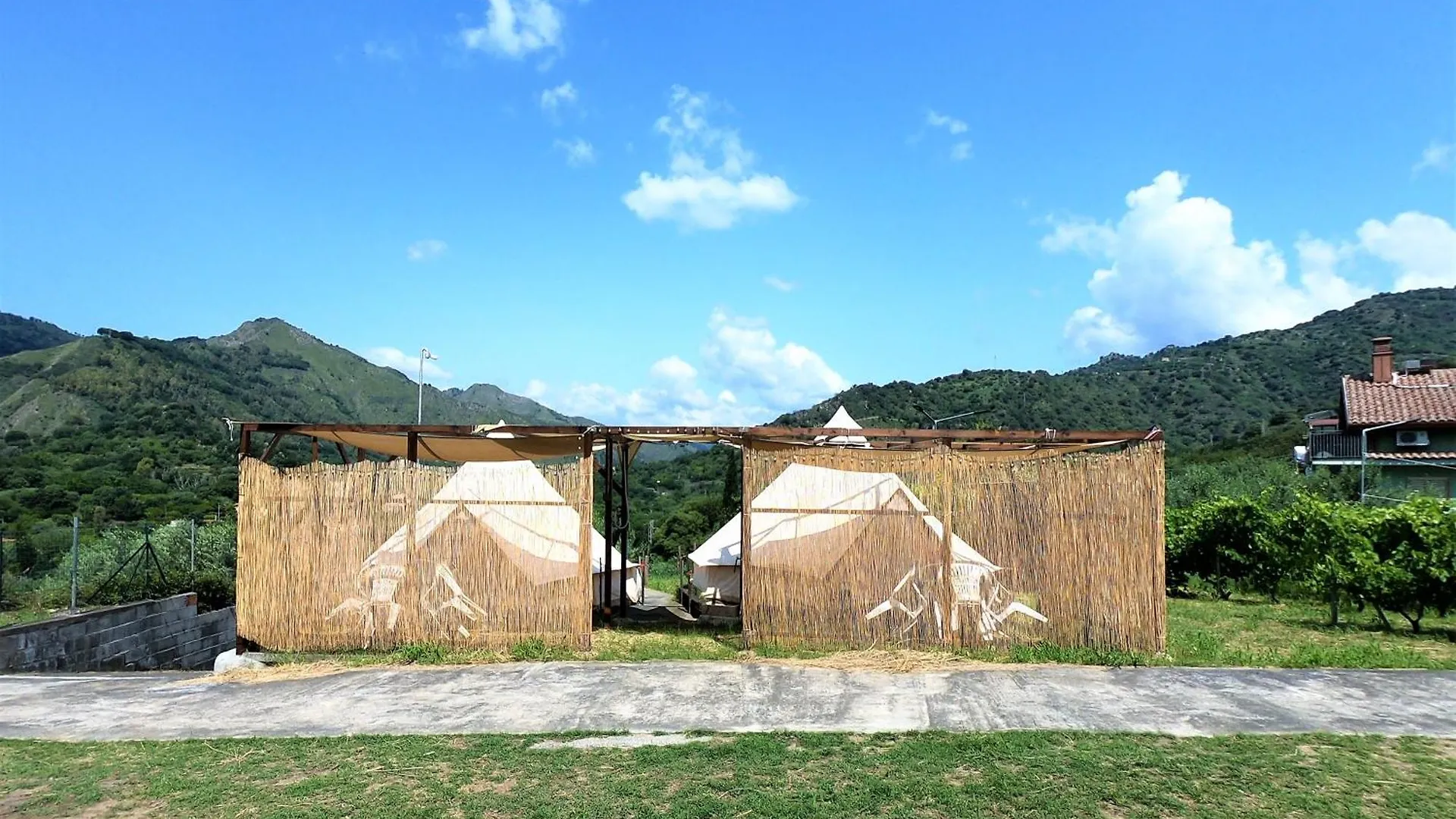 Gole Alcantara Mini Campeggio Privato Motta Camastra